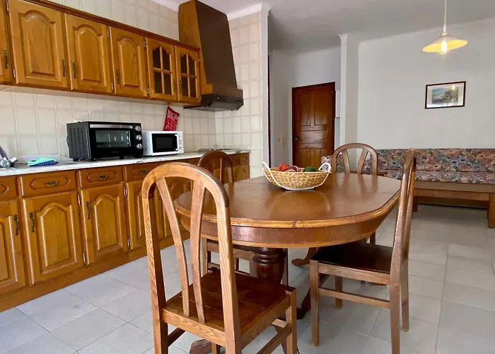 Flor Da Rocha By Coral